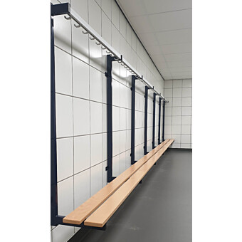 Wandgarderobebank met 2 houten zitregels en 10 naar binnengerichte haken per meter INTRAS